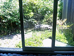 美奈宜の杜温泉 「 ふじの湯 」 窓からの景色