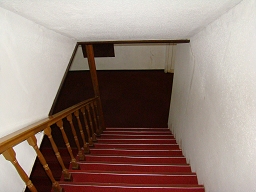 「 旅籠 磯亭 」 階段