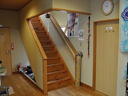 「 入舟荘 」 客室への階段