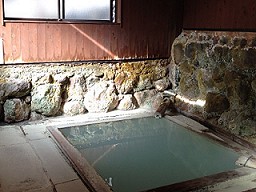 旅館 若杉 「 家族風呂（硫黄泉）」 お風呂