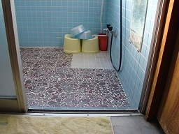 かみの湯 「 井筒 」 浴室入口