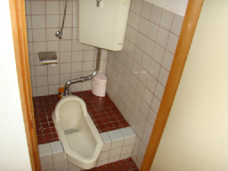 新町温泉 「 Ａ－３号室 」 トイレ