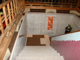 「 うめ乃庄 」 階段