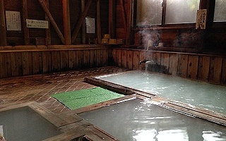 霧島湯之谷山荘